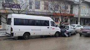 В Севастополе из-за халатности водителя маршрутки произошло тройное ДТП