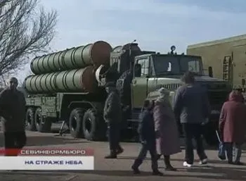 Выставка техники Крымской дивизии противовоздушной обороны прошла в Севастополе