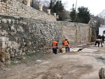В Балаклаве восстановили аварийный участок подпорной стены