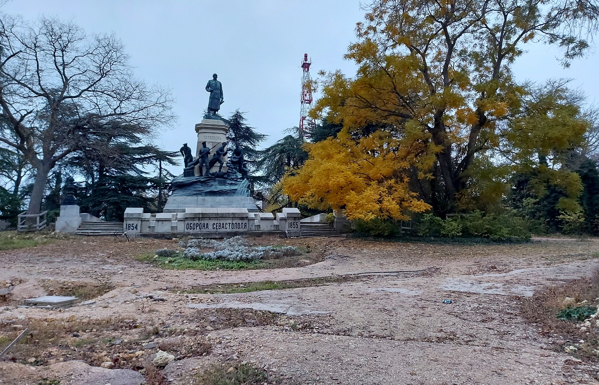 севастополь исторический бульвар реконструкция памятник тотлебену