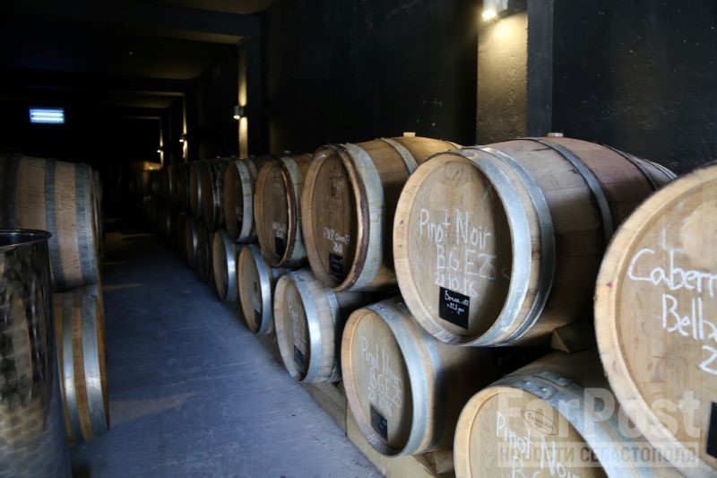 крым вино производство виноделие бочки