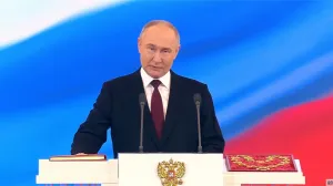 Владимир Путин произнес президентскую присягу в Кремле