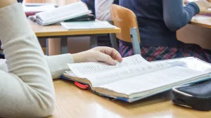 Пяти севастопольским школам не хватает больше 4000 учебников