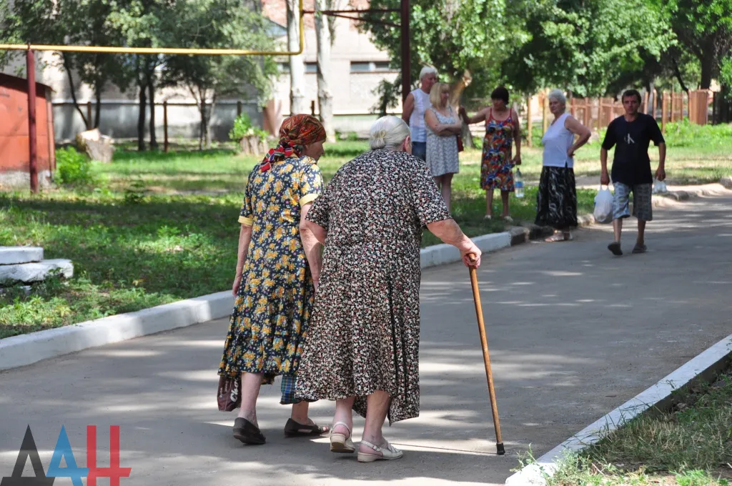 Правительство ДНР в октябре запланировало повышение пенсий на 5%