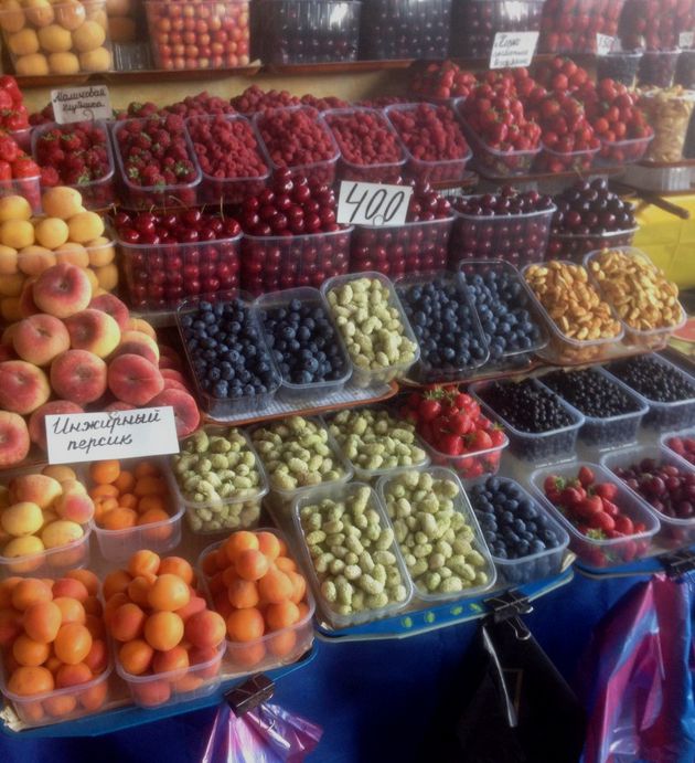 Овощебаза 1. Овощная база. Оптовая база овощей и фруктов. Рынок оптовый фруктовый. Оптовый магазин фрукты.