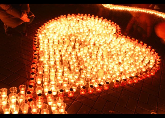 Luminary 1000 свечей. Сердце в тысячу свечей. 1000 Из свечей. Сердце в 1000 свечей картинки. Сердце в 1000 свечей обои.