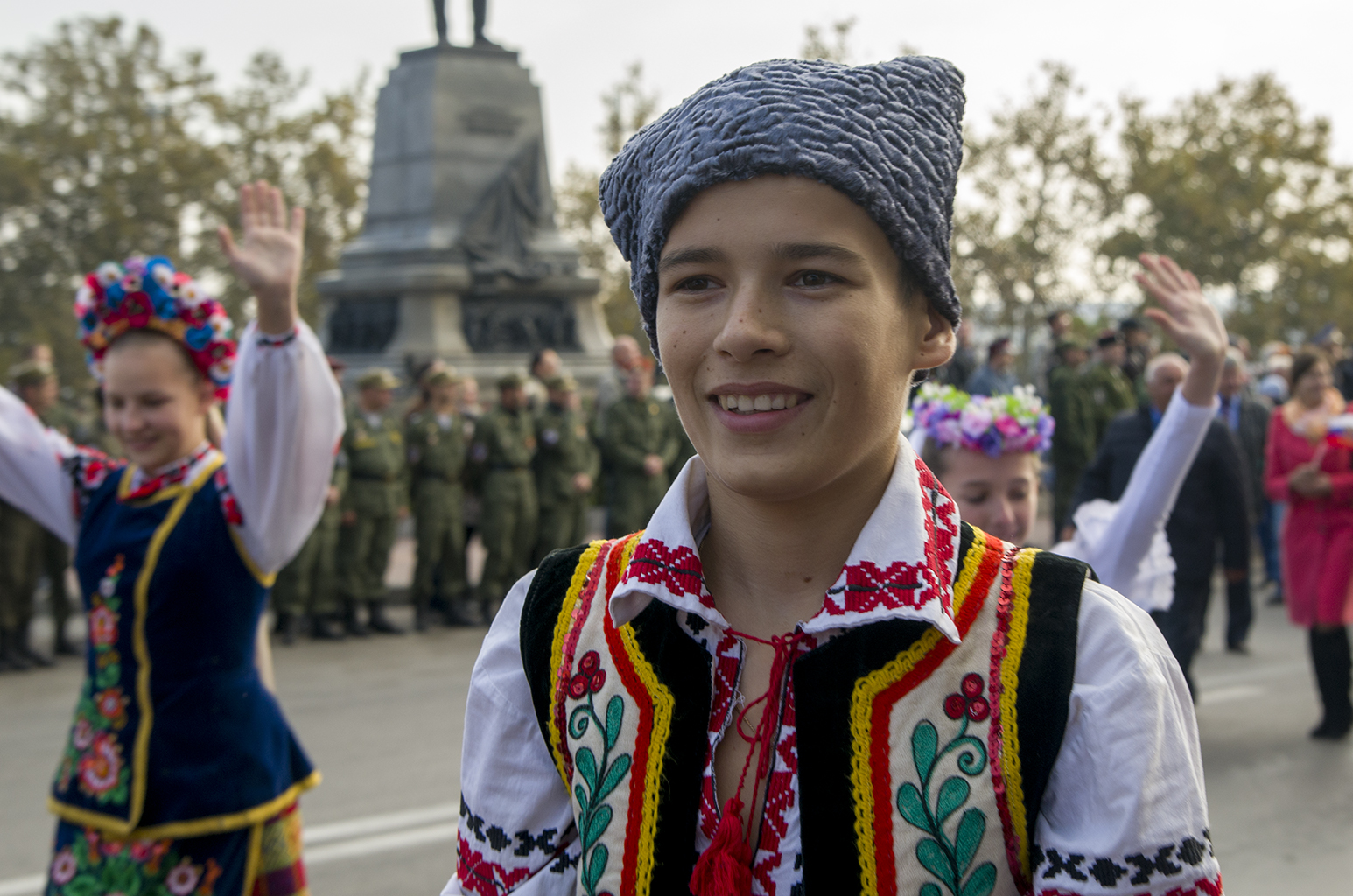 Сулейманова какая национальность. Культура украинцев в Крыму. Полуостров Крым татары. Украинцы в Крыму этнос. Украинцы в Крыму кратко.