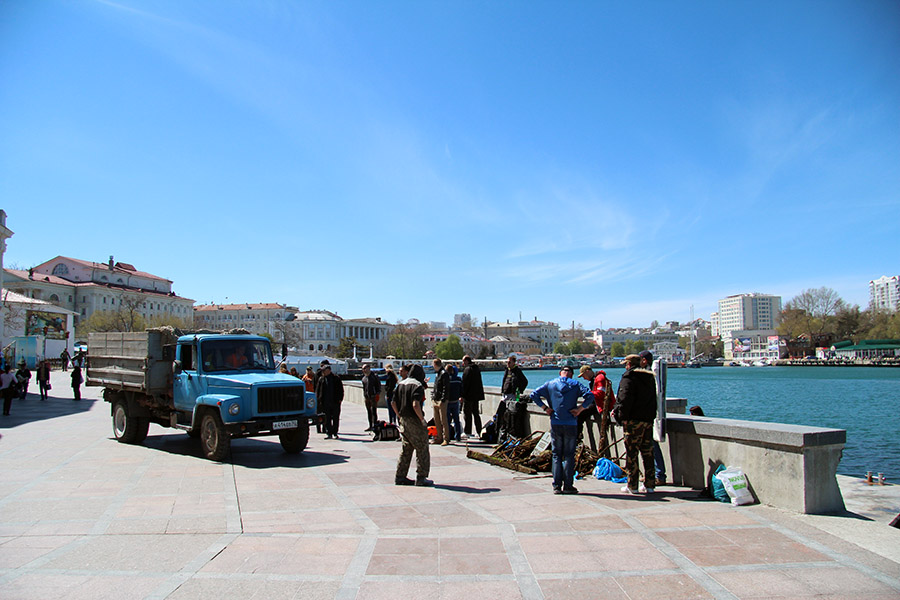 украинская табличка дворец пионеров севастополь