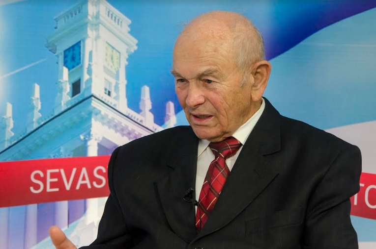 В студии ForPost астроном Александр Лесовой