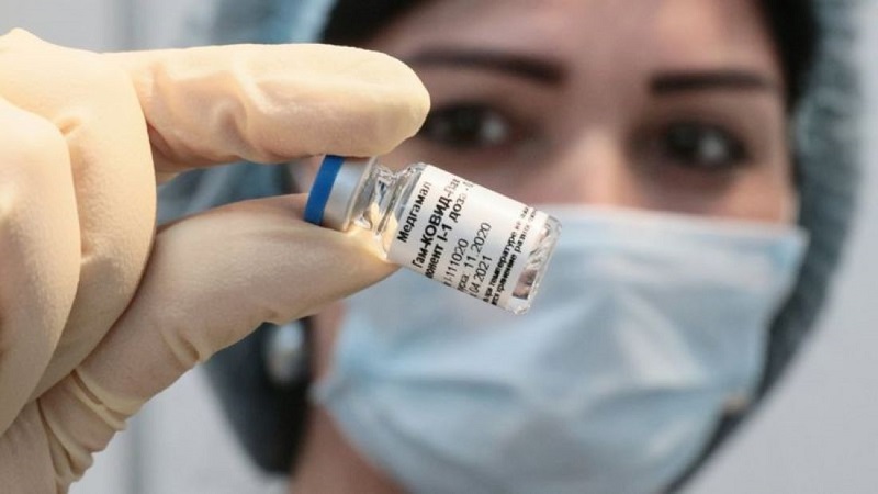 В России начали останавливать вакцинацию