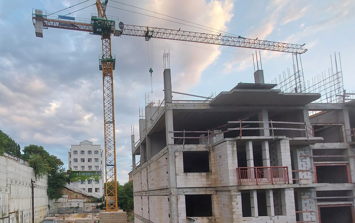 Многоэтажный дом севастополь. Севастополь 2022 год. Механизация строительства севастополь. Севастополь строительство жилых. Севастополь строительство жилых.