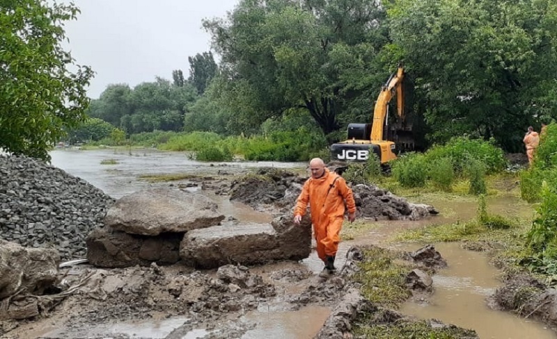 В Крыму продолжается работа по ликвидации последствий паводков