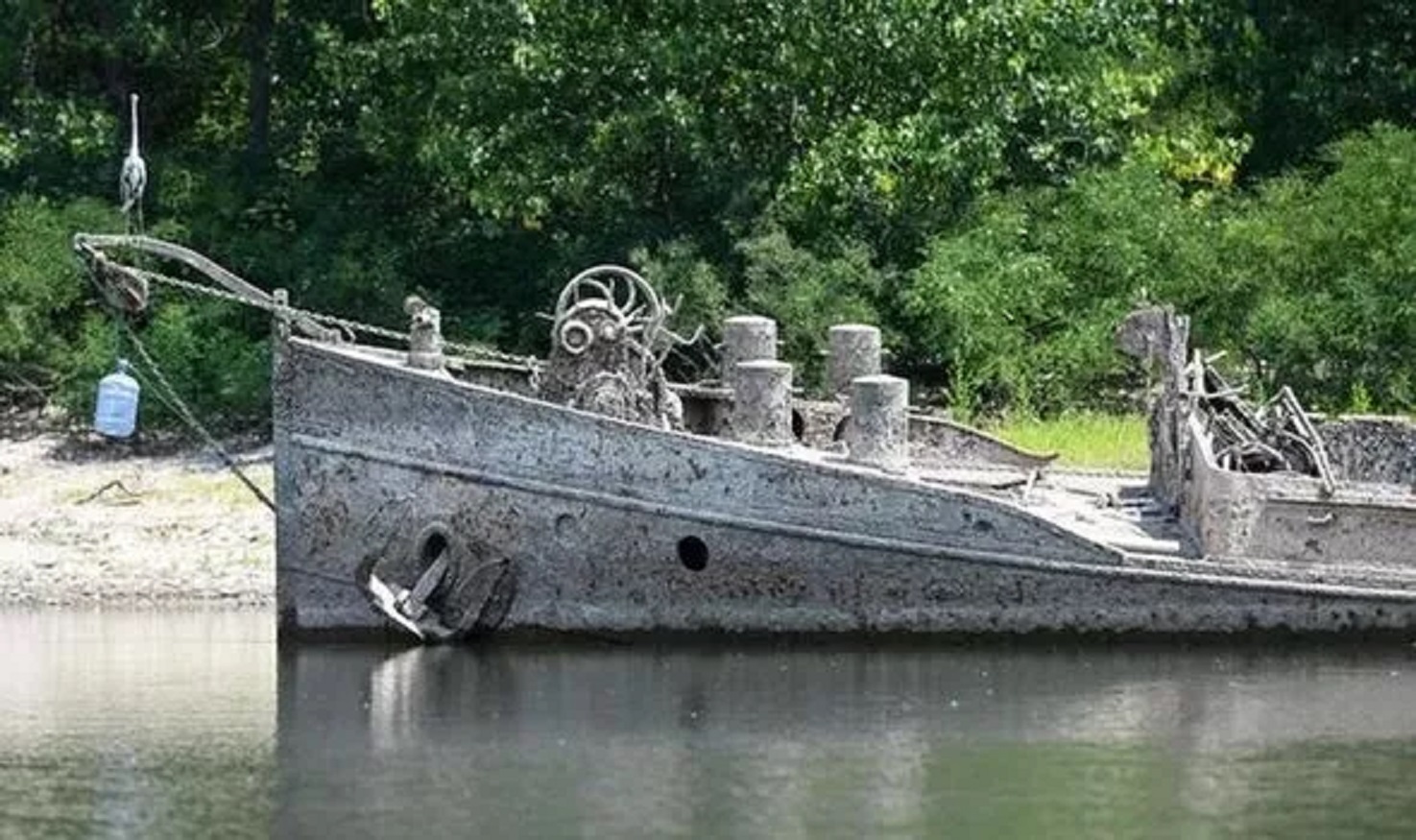 Из-за жары «всплыли» затонувшие корабли времён Второй мировой