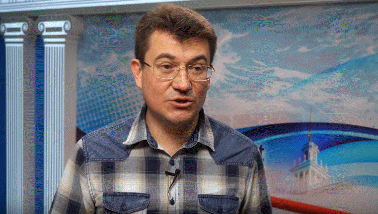Очередной популизм Лебедева, - Иван Комелов о желании девелоперов дать денег на Матросский бульвар