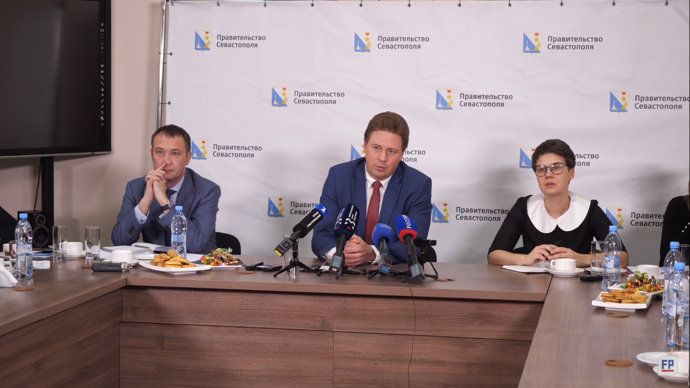 Дерьмовые СМИ, фейк-ньюс, и макулатура КСП, - пресс-конференция губернатора Овсянникова "без купюр"