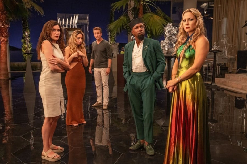 Дэниел Крейг достать ножи