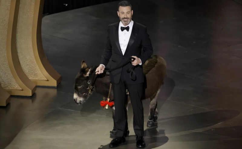Оскар 2023 животные на сцене