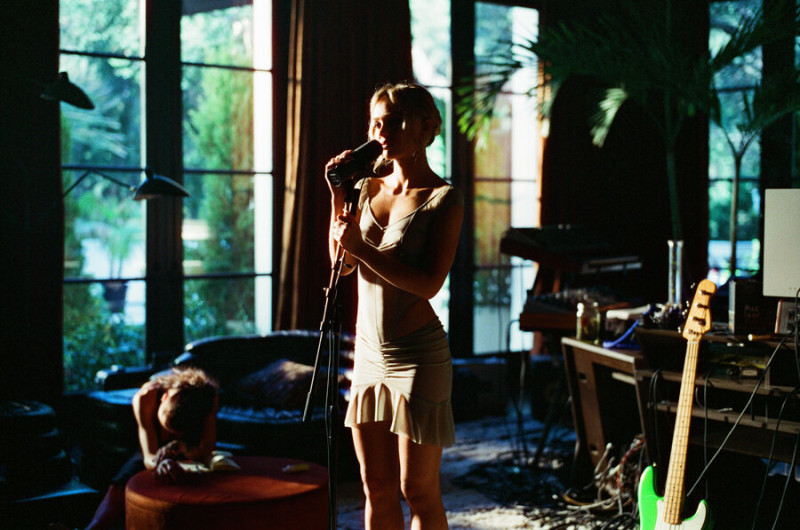 Лили Роуз Депп сериал