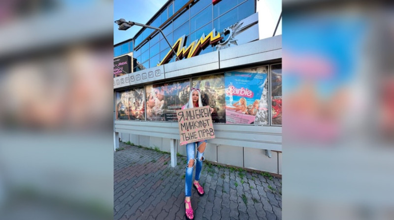 барби и оппенгеймер в россии