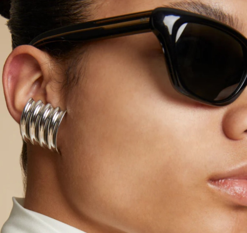 Модные вещи серьги