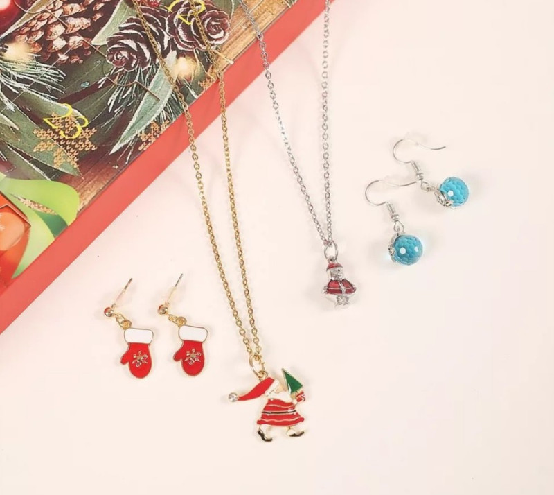 Новогодние украшения