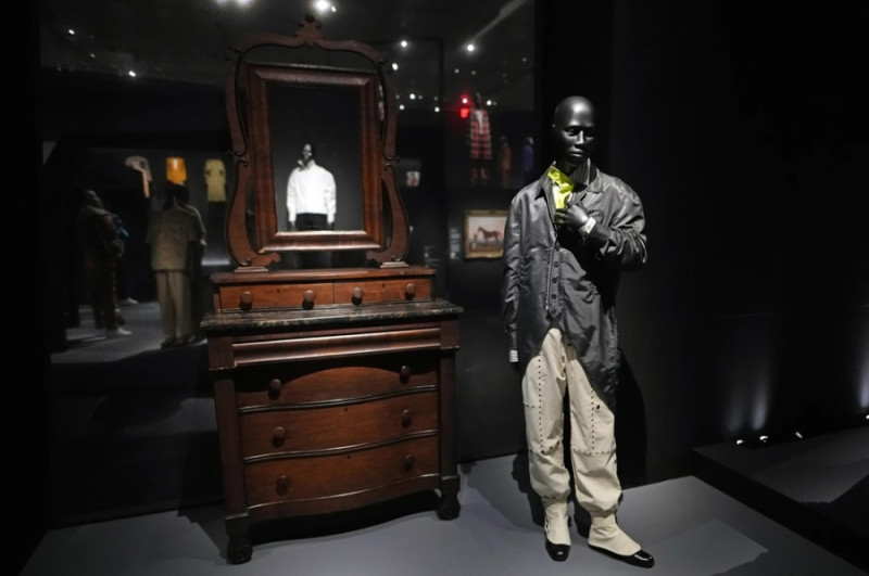 Модная выставка 2025