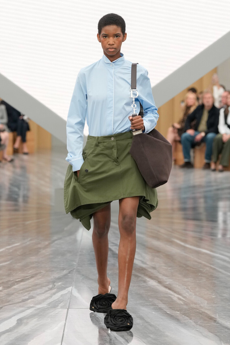 Модная одежда 2026