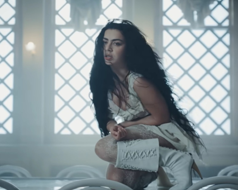 Charli XCX Chains of Love