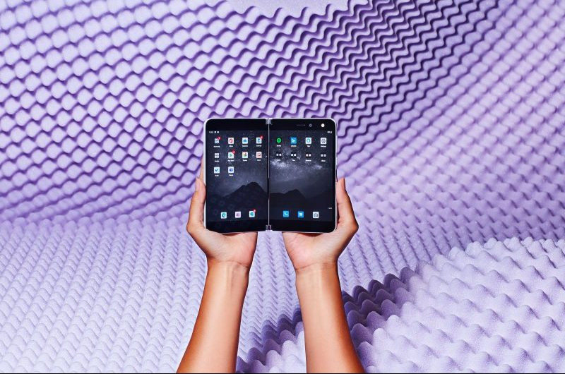 Лучшие изобретения 2020 года: Microsoft Surface Duo