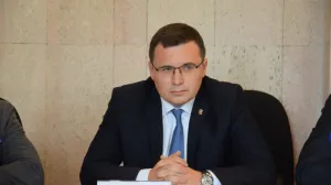 Глава Ленинского МО Севастополя Тицкий исключен из партсписка ЕР после «консультаций с прокуратурой»