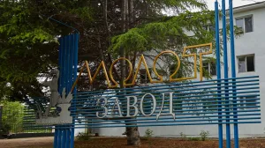 Зеленский ввел санкции против трех предприятий Севастополя 