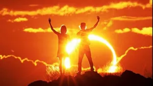 В конце лета крымчане окажутся между «добрым» Солнцем и «суровым» Сатурном