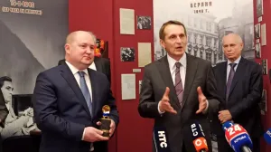 Штирлиц, книги и шпионские штучки: зачем приезжали в Севастополь Сергей Нарышкин и Владимир Мединский 