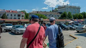 Севастопольцы оказались намного суровее крымчан 