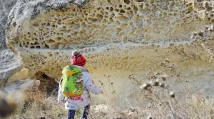 Успейте сфотографировать: «сырным скалам» в Крыму угрожает морская стихия