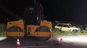 На востоке Крыма машина с тремя детьми врезалась в каток