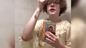 Неадекватного блогера задержали после того, как он помочился на икону