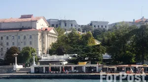 В Севастополе завершили взрывы аварийной части штаба флота 