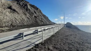 Разрушивший дорогу оползень на юго-востоке Крыма победили за 252 миллиона рублей