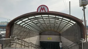 Метро в российском городе взяли под охрану, чтоб люди не катались там на лодках