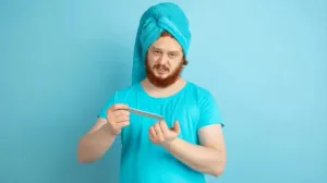 Мужчины в возрасте 35+ стали в два раза чаще записываться на «ноготочки»