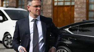 «Мы знаем, где ваши дети»: семье Мединского угрожают украинские радикалы