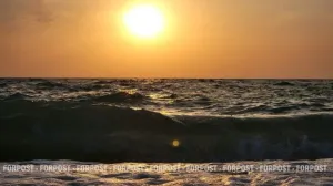 Морская вода у побережья Крыма по-прежнему тёплая. 