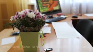 Традиции подарков для севастопольских учителей меняются в ногу со временем.