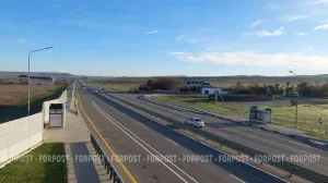 Около половины крымских дорог пригодны для езды. 