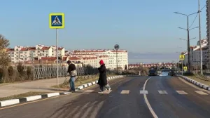 Месить грязь ногами на Античном проспекте оказалось необязательно 