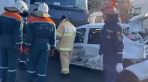 Массовое ДТП на трассе М4: из-за фуры и гололёда погибли четверо 