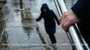 Женщина добилась компенсации за травму на скользкой севастопольской лестнице 