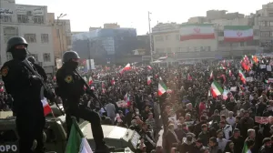 Иран между реформами и войной: внутренняя трансформация на фоне угроз США