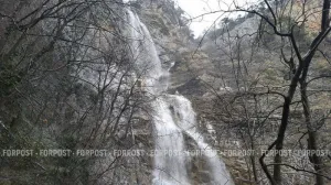 Проход к популярному водопаду Крыма на время закрыли
